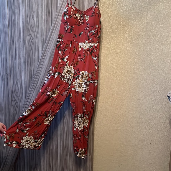 Romper with spaghetti straps with pockets - Picture 2 of 4